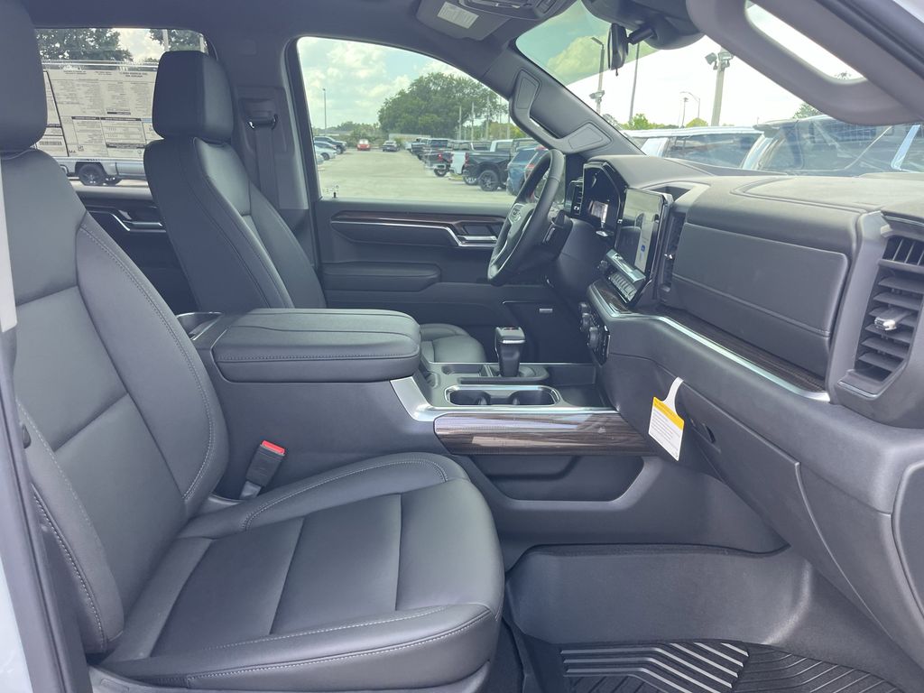 new 2025 Chevrolet Silverado 1500 car, priced at $61,130