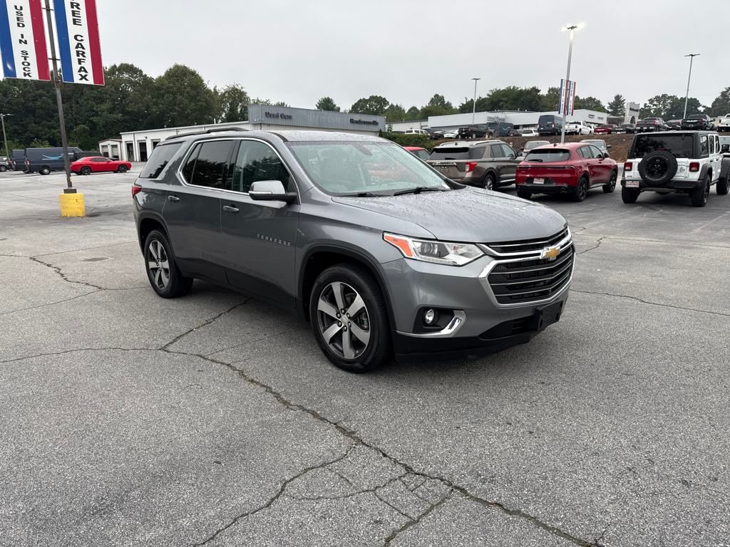 used 2021 Chevrolet Traverse car, priced at $25,700