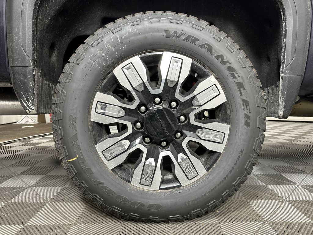 new 2025 GMC Sierra 2500HD car, priced at $87,039