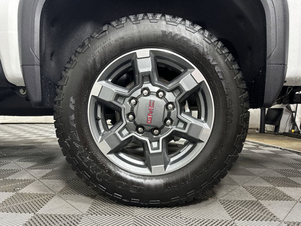 new 2025 GMC Sierra 2500HD car, priced at $79,270