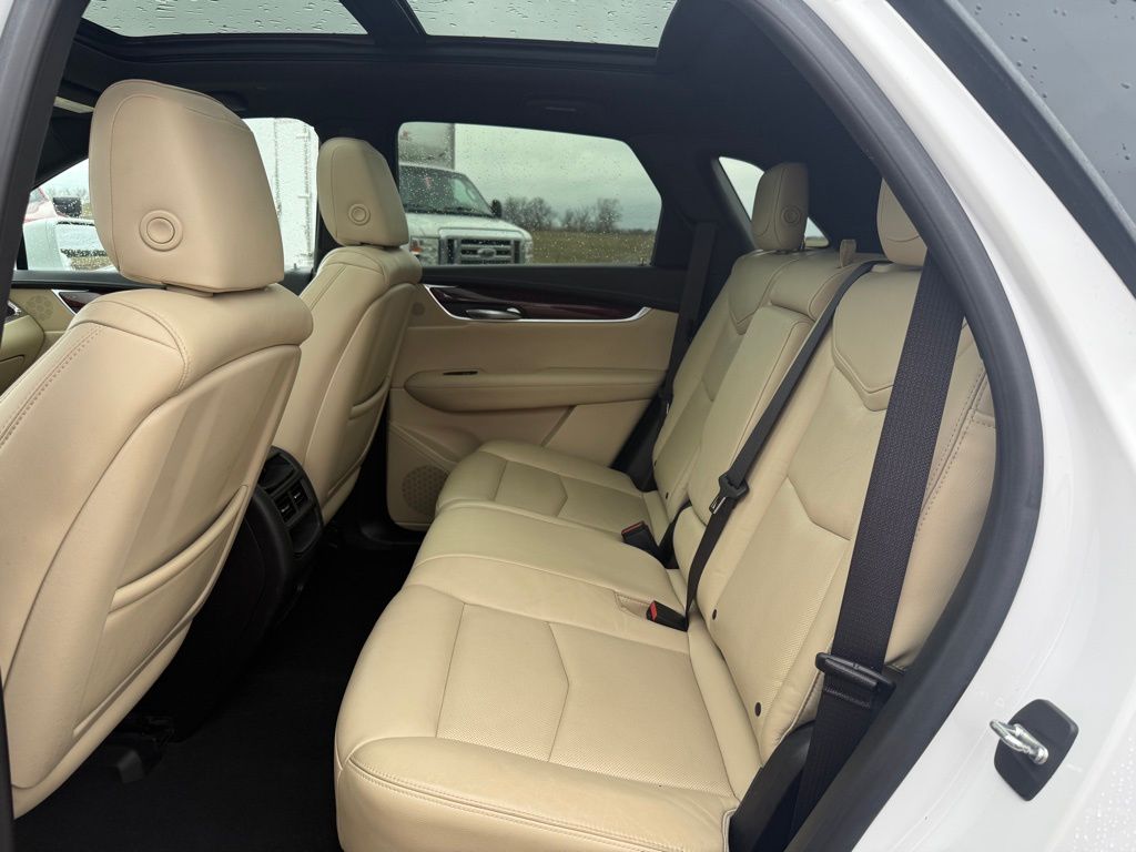 used 2018 Cadillac XT5 car, priced at $15,777