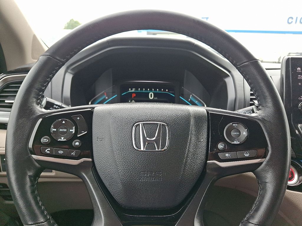 used 2024 Honda Odyssey car, priced at $40,995