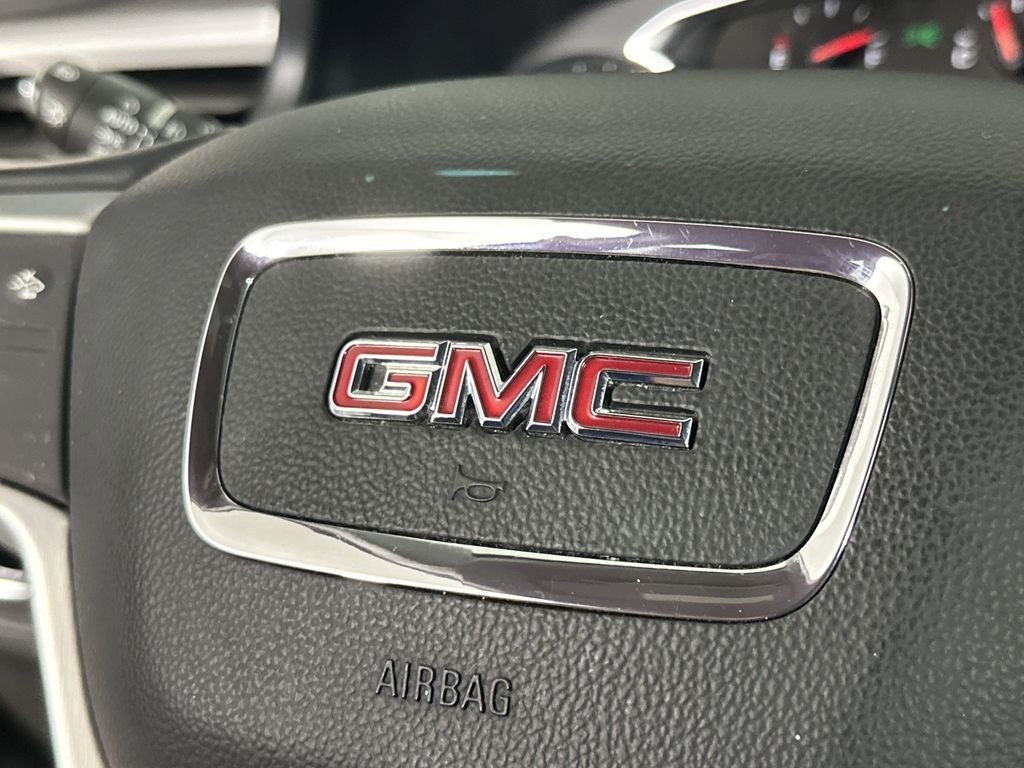 used 2023 GMC Acadia car, priced at $28,363
