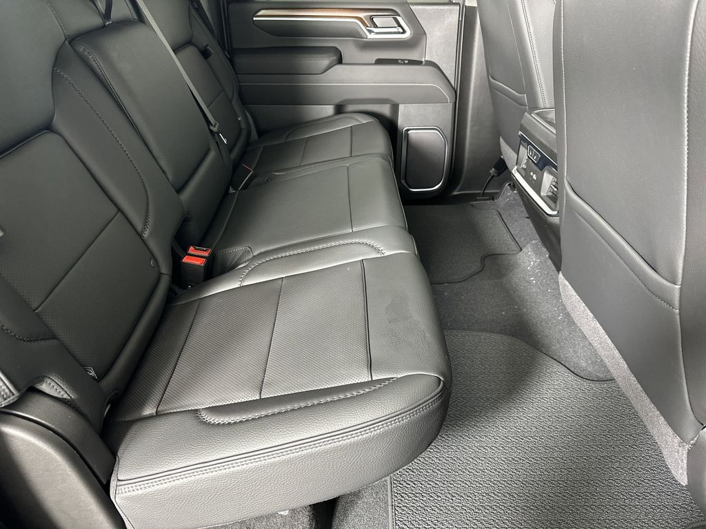 new 2025 GMC Sierra 2500HD car, priced at $85,634