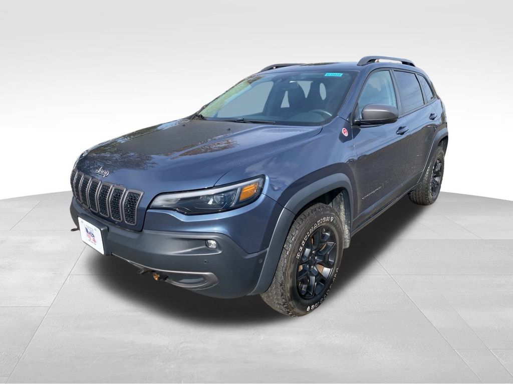 used 2019 Jeep Cherokee car, priced at $18,995