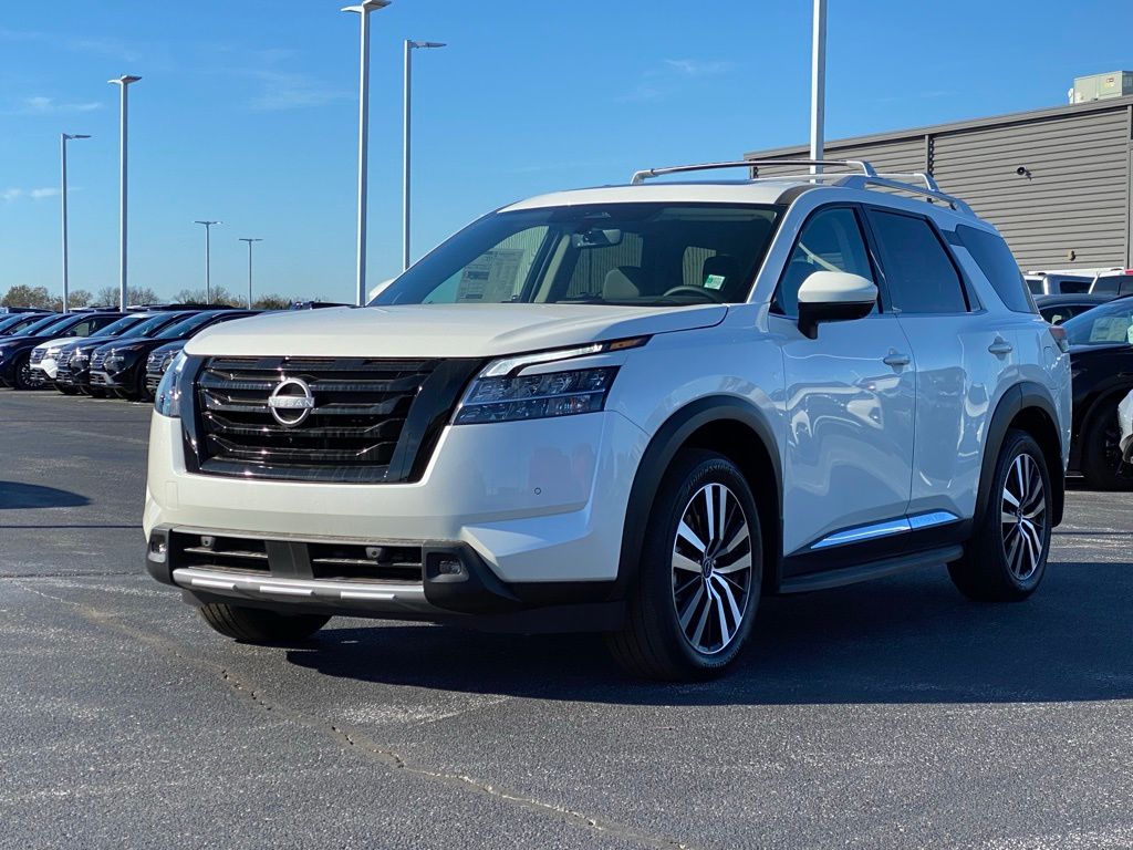 new 2024 Nissan Pathfinder car, priced at $46,330