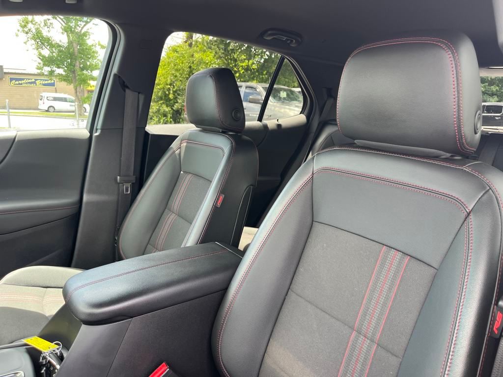 used 2022 Chevrolet Equinox car, priced at $25,900