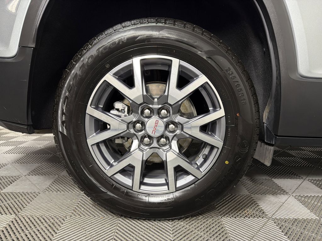 used 2023 GMC Acadia car, priced at $26,555