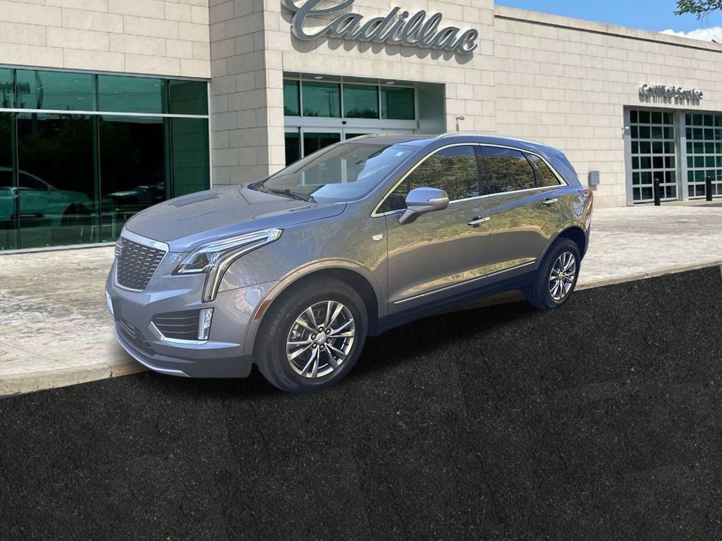 used 2021 Cadillac XT5 car, priced at $33,250