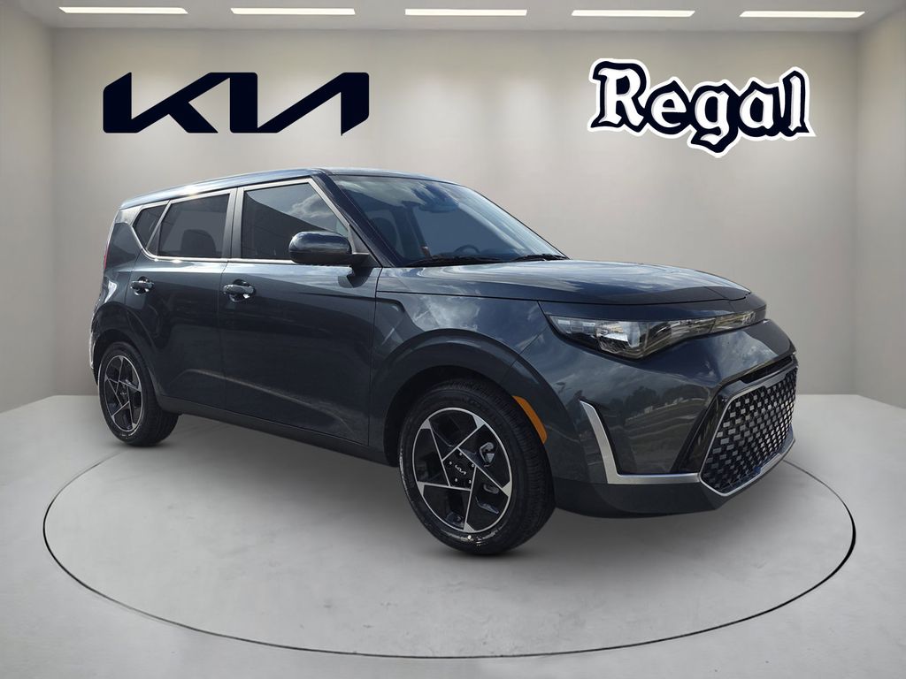 new 2025 Kia Soul car, priced at $24,542