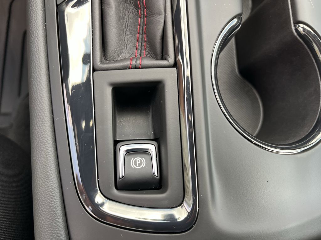 used 2022 Chevrolet Equinox car, priced at $23,349