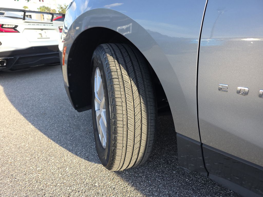 used 2023 Chevrolet Equinox car, priced at $18,994