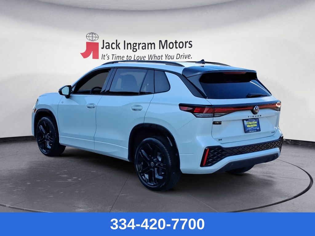 new 2025 Volkswagen Tiguan car, priced at $39,540