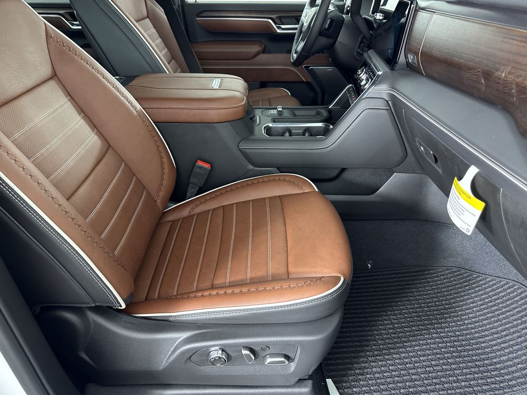 new 2025 GMC Sierra 2500HD car, priced at $93,552