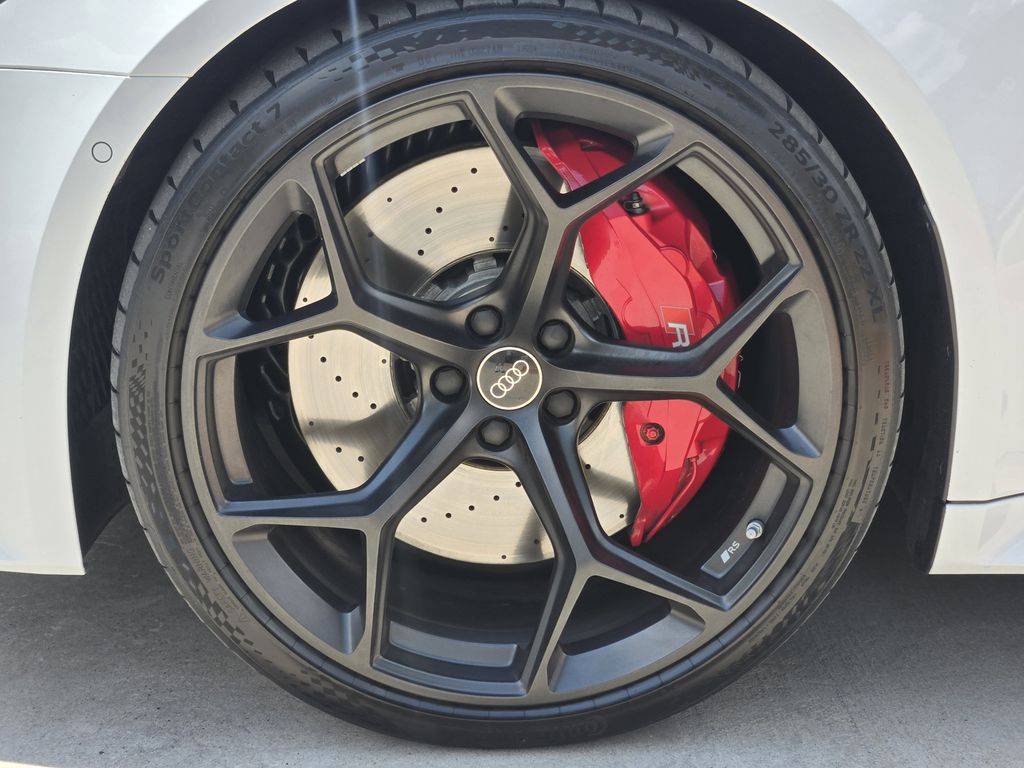 used 2025 Audi RS 6 Avant performance car, priced at $130,495