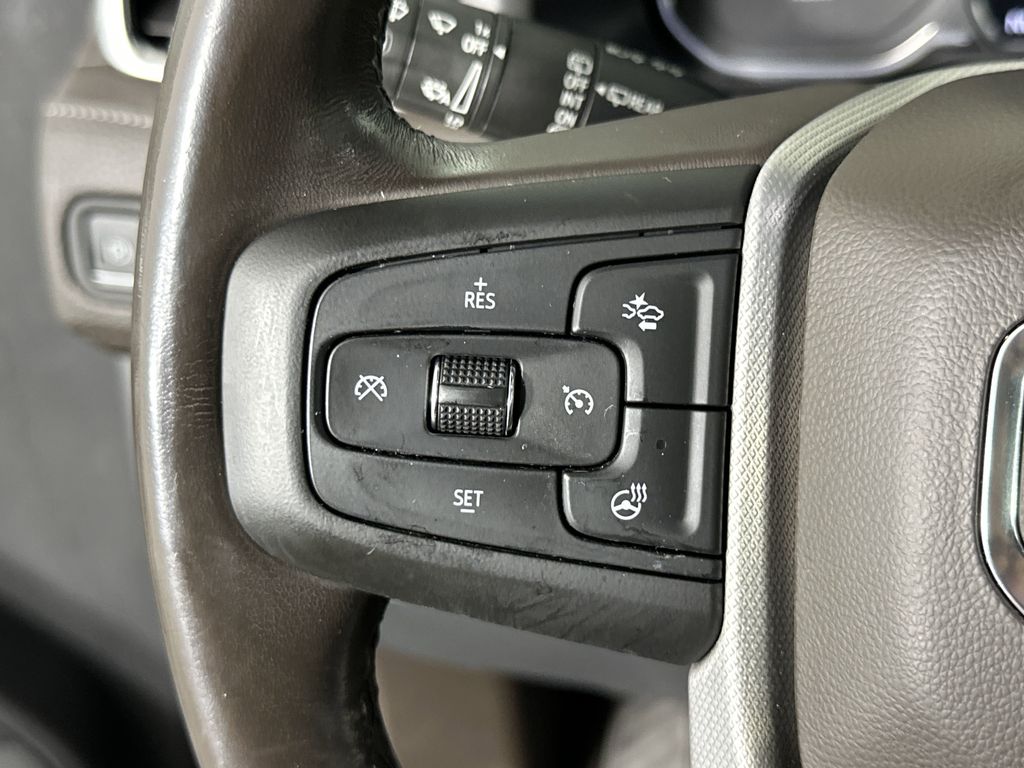 used 2021 GMC Yukon car, priced at $47,559
