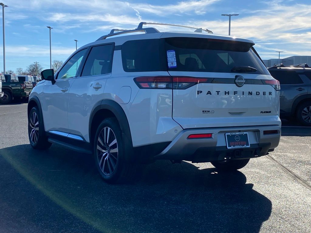 new 2024 Nissan Pathfinder car, priced at $45,780