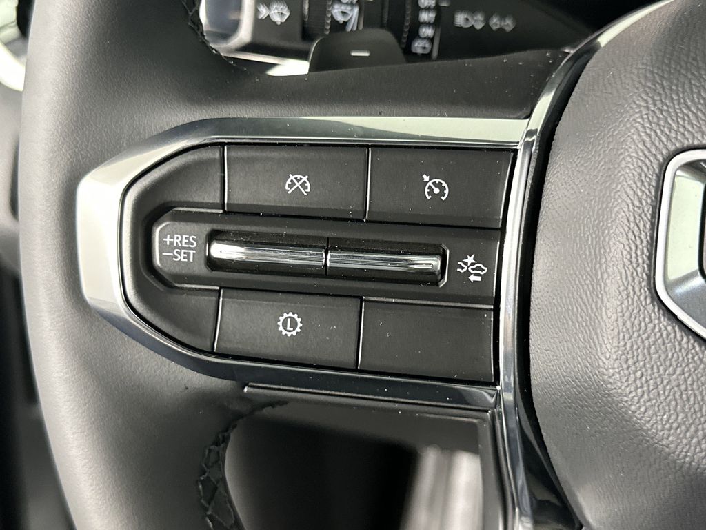 new 2025 GMC Acadia car, priced at $45,425
