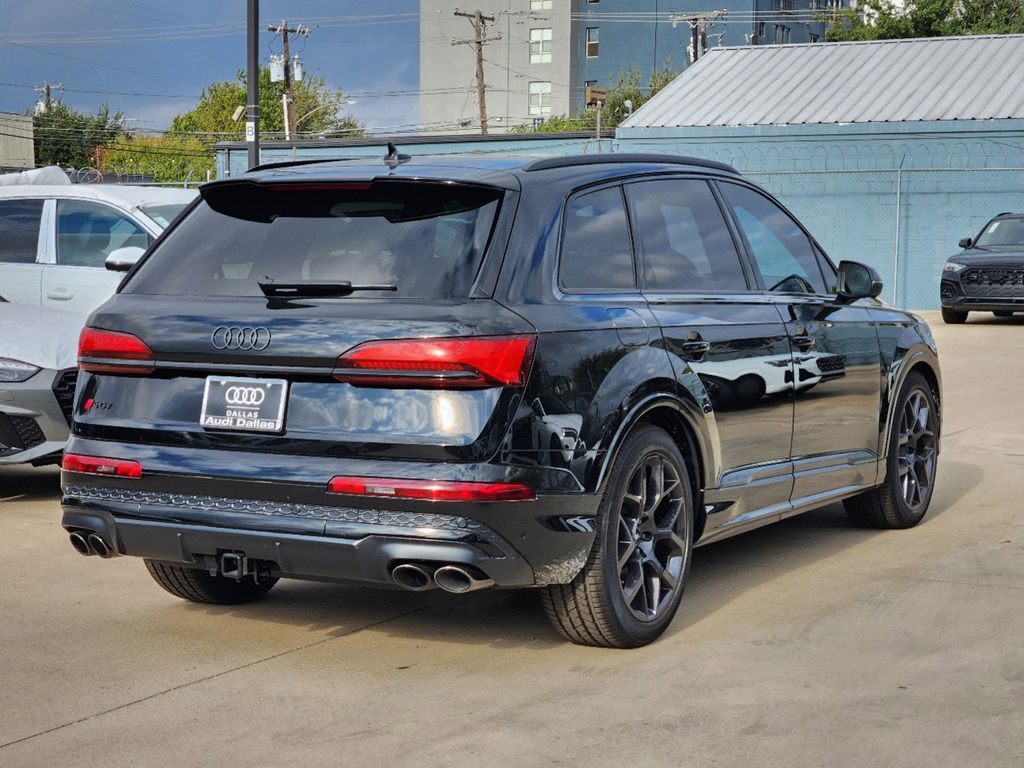 new 2025 Audi SQ7 car, priced at $100,140