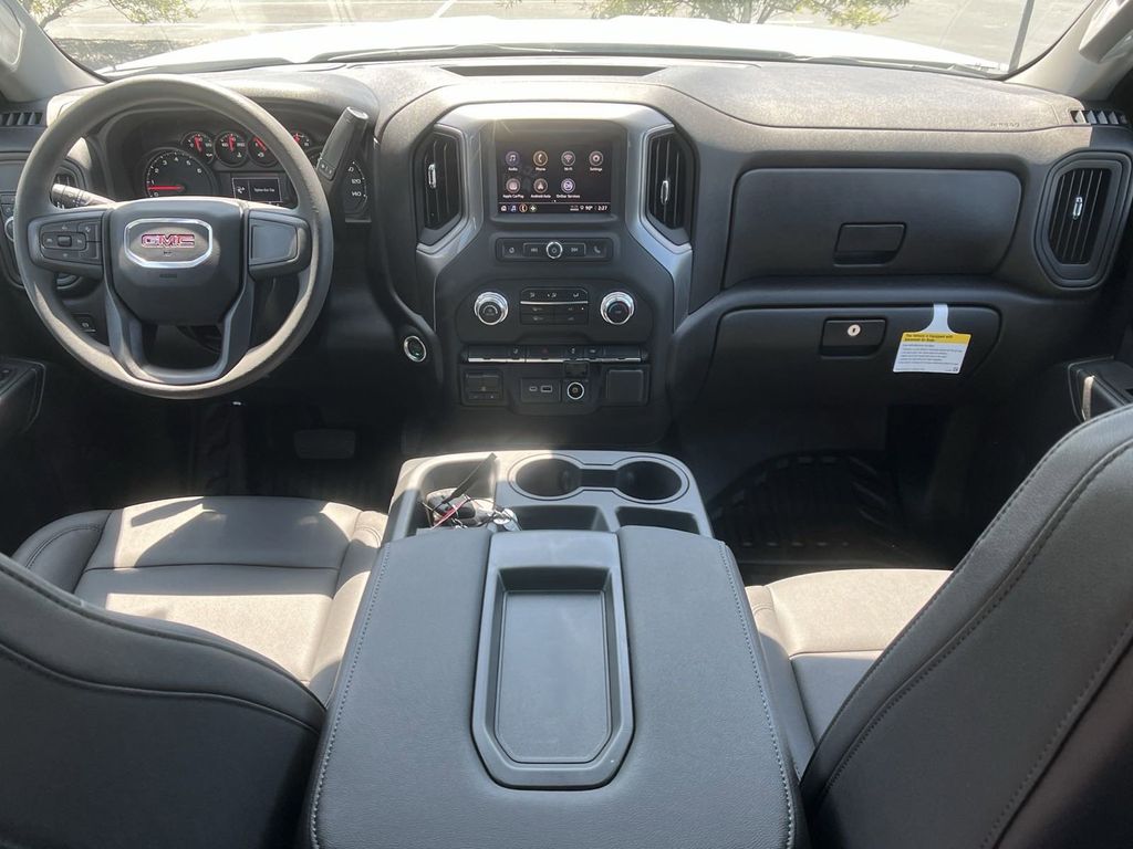 new 2024 GMC Sierra 2500HD car, priced at $46,133
