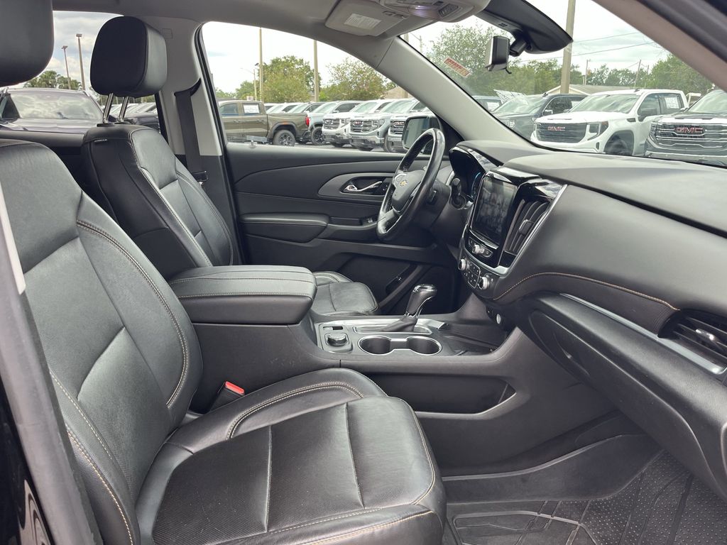 used 2019 Chevrolet Traverse car, priced at $17,991