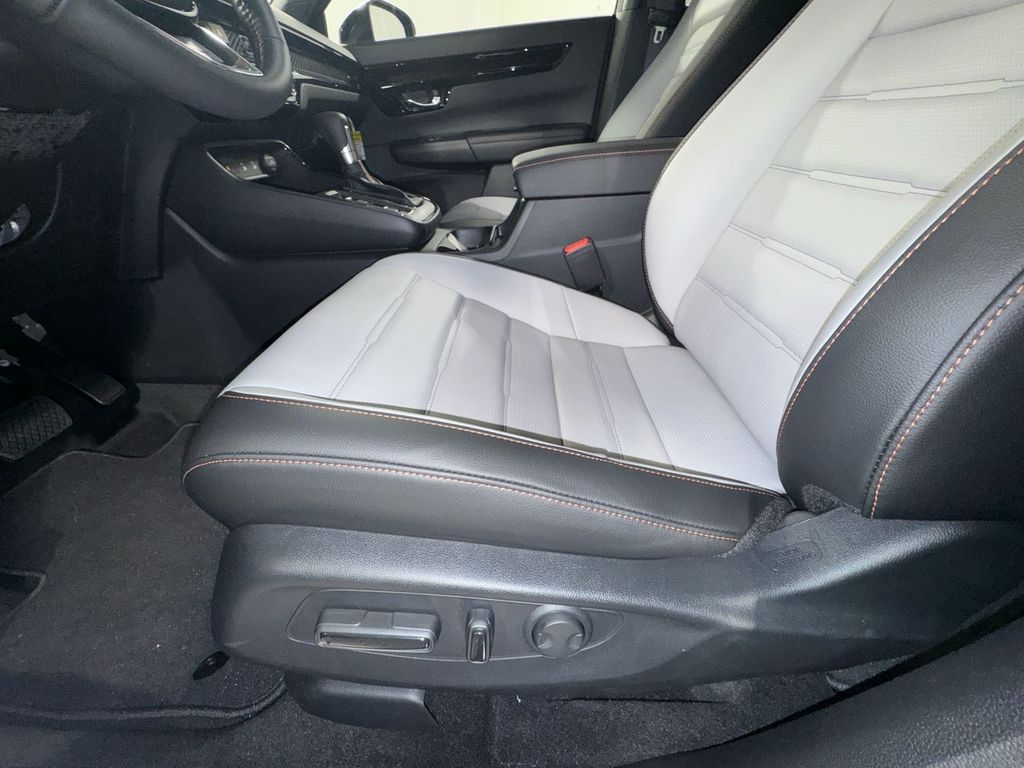 new 2026 Honda CR-V Hybrid car, priced at $43,645