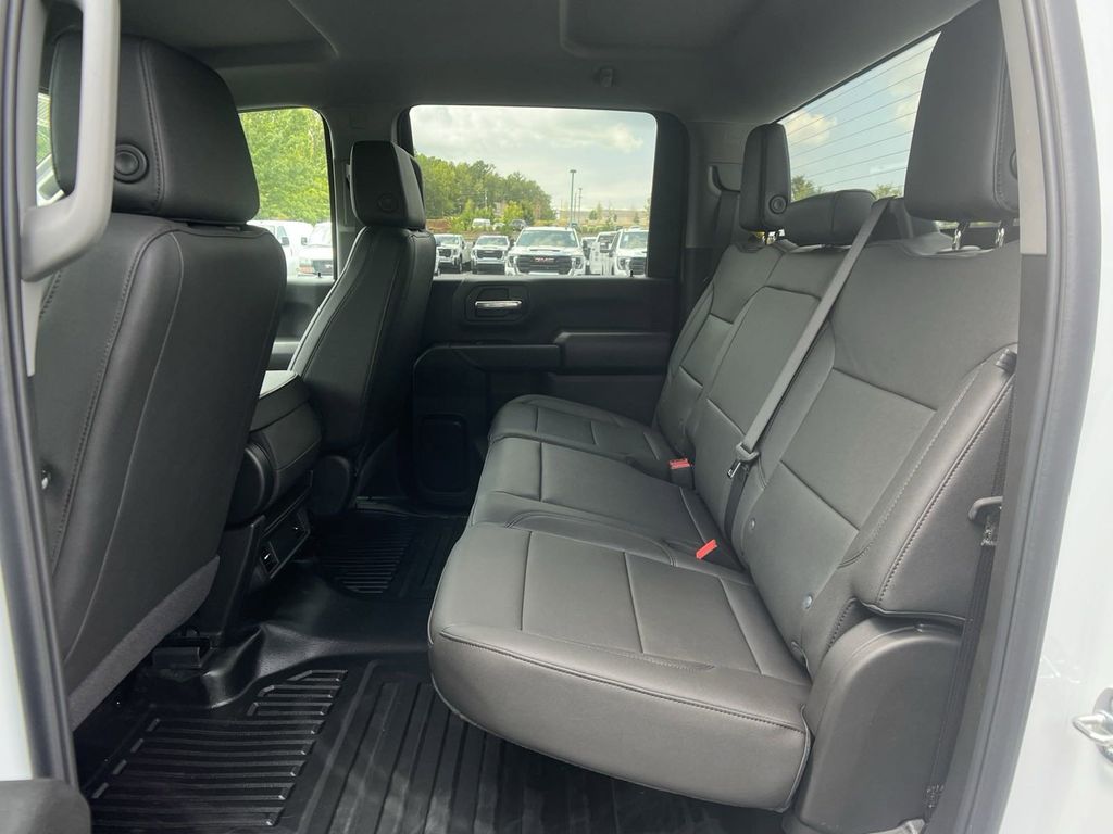 new 2024 GMC Sierra 2500HD car, priced at $48,933