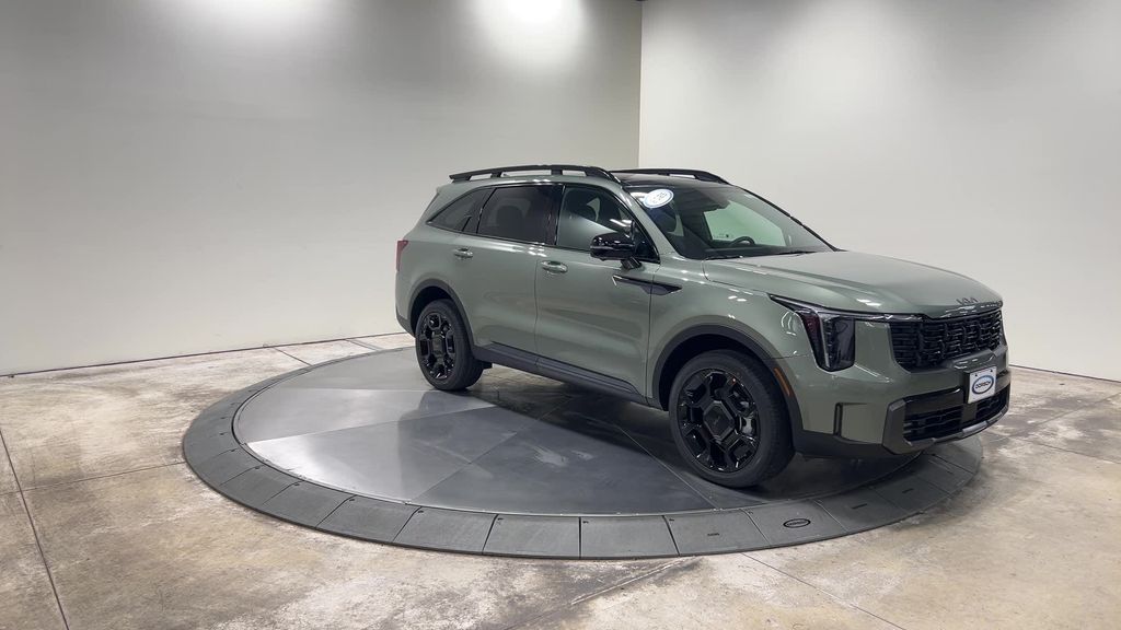 new 2025 Kia Sorento car, priced at $44,243