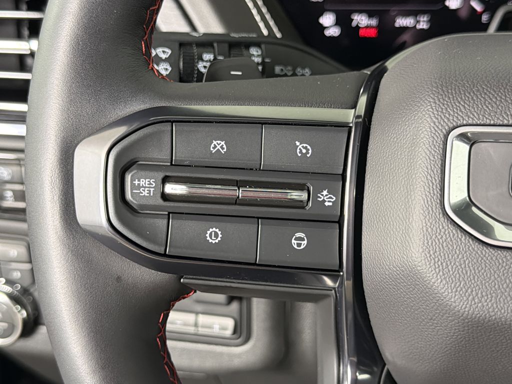used 2025 GMC Yukon car, priced at $89,995