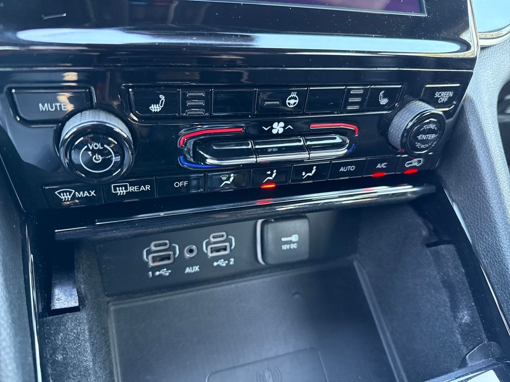 used 2022 Jeep Grand Cherokee L car, priced at $29,400