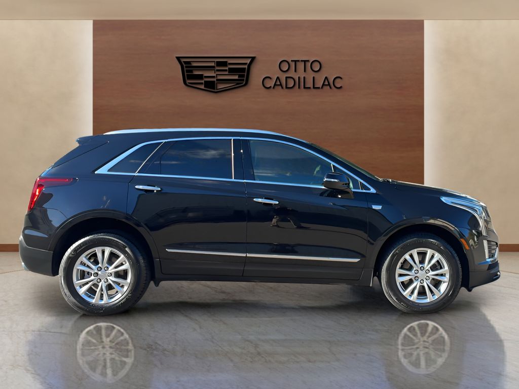 used 2024 Cadillac XT5 car, priced at $35,400