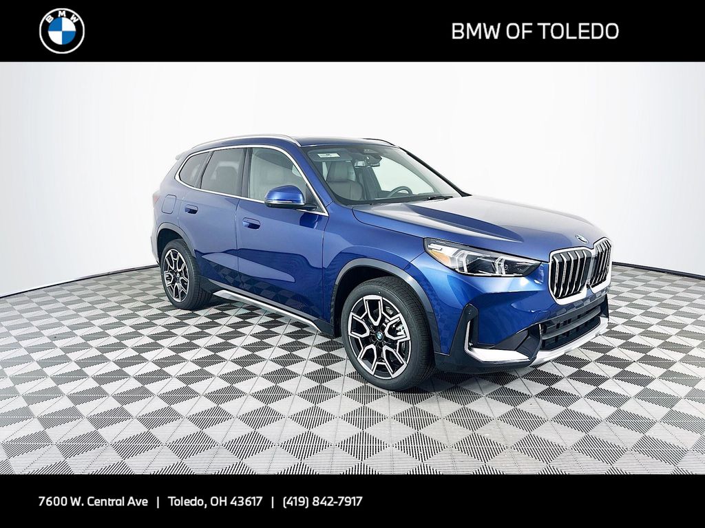 new 2025 BMW X1 car