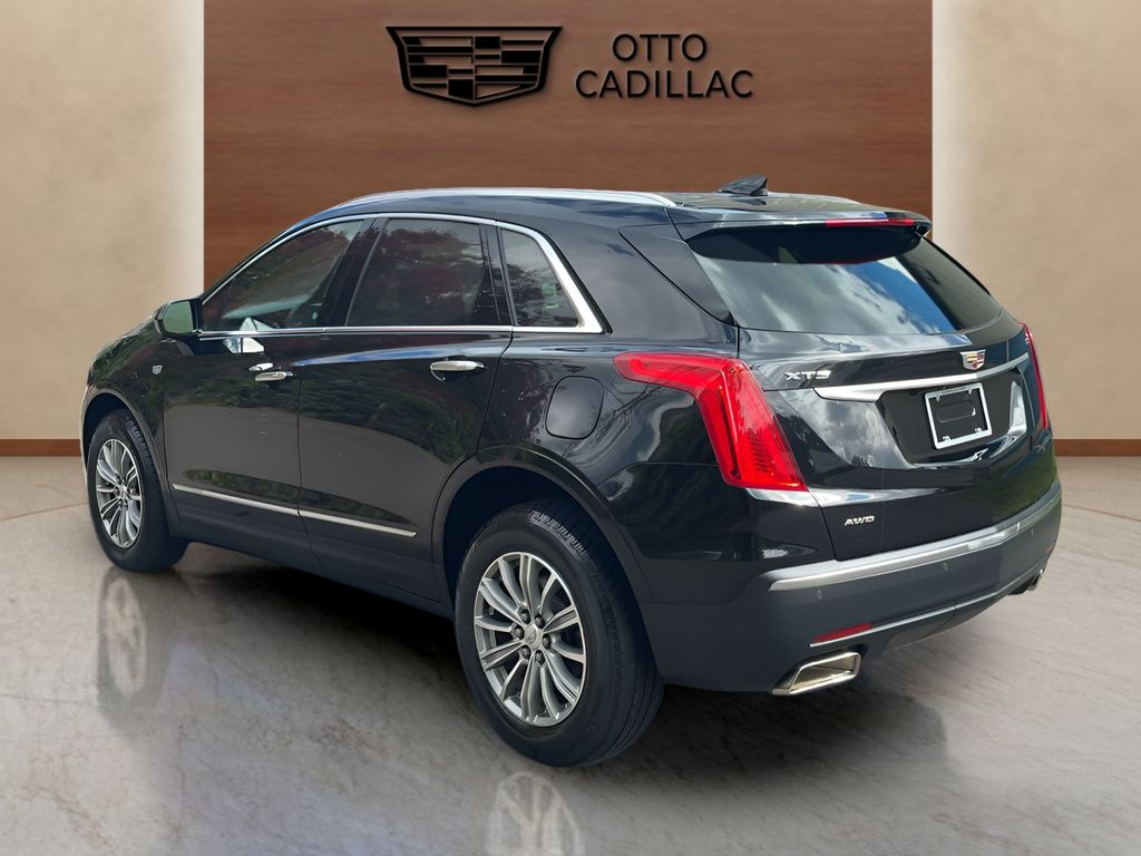 used 2017 Cadillac XT5 car, priced at $18,800