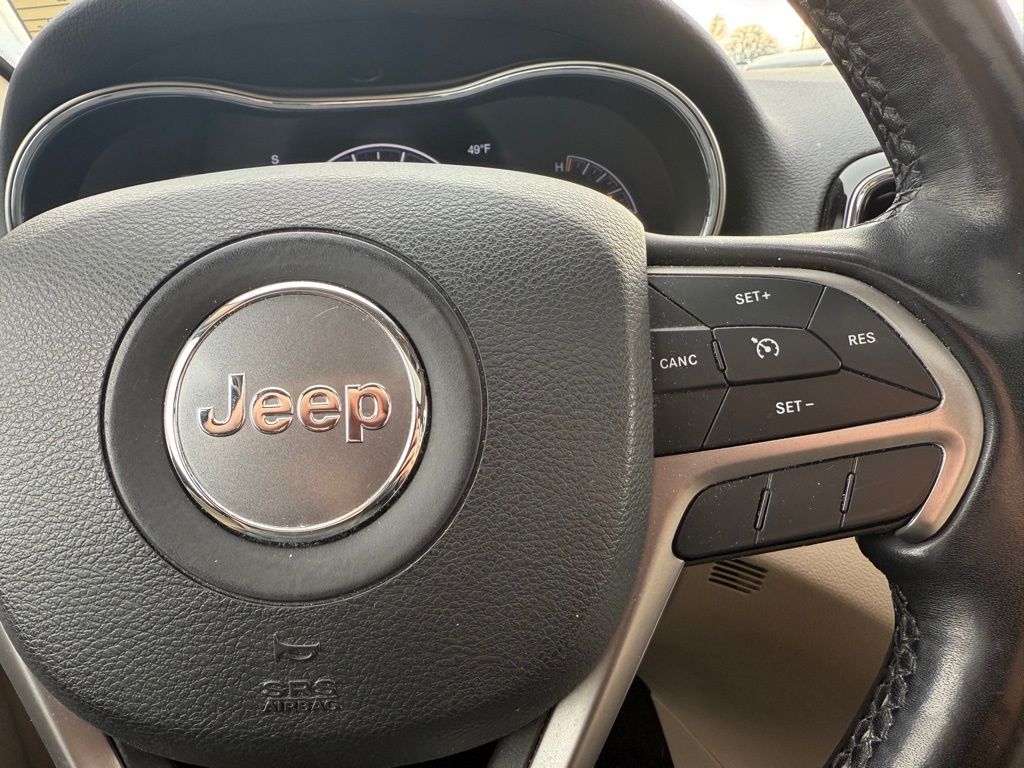 used 2021 Jeep Grand Cherokee car, priced at $21,977