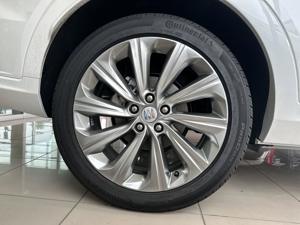 new 2025 Buick Envista car, priced at $31,585