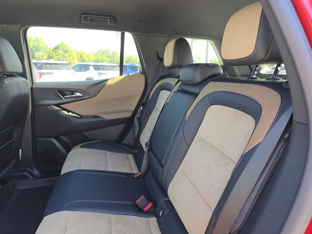 new 2026 Chevrolet Equinox car, priced at $33,395