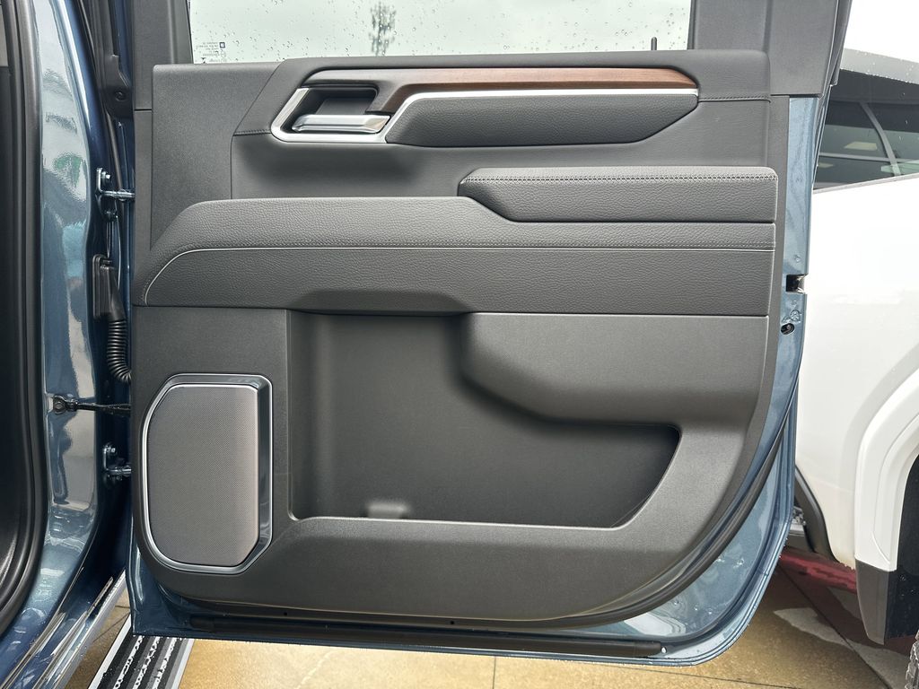new 2025 GMC Sierra 2500HD car, priced at $85,039