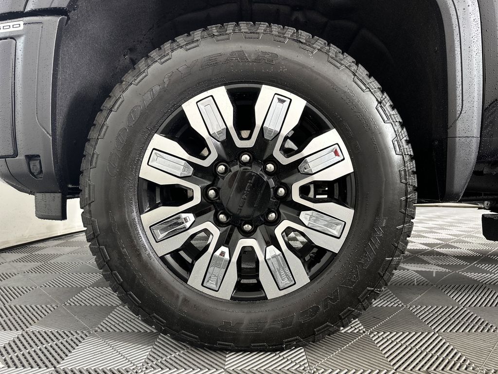 new 2025 GMC Sierra 2500HD car, priced at $86,034