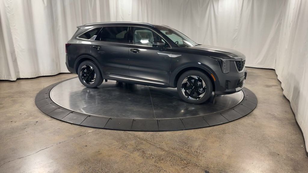 new 2025 Kia Sorento Hybrid car, priced at $47,195