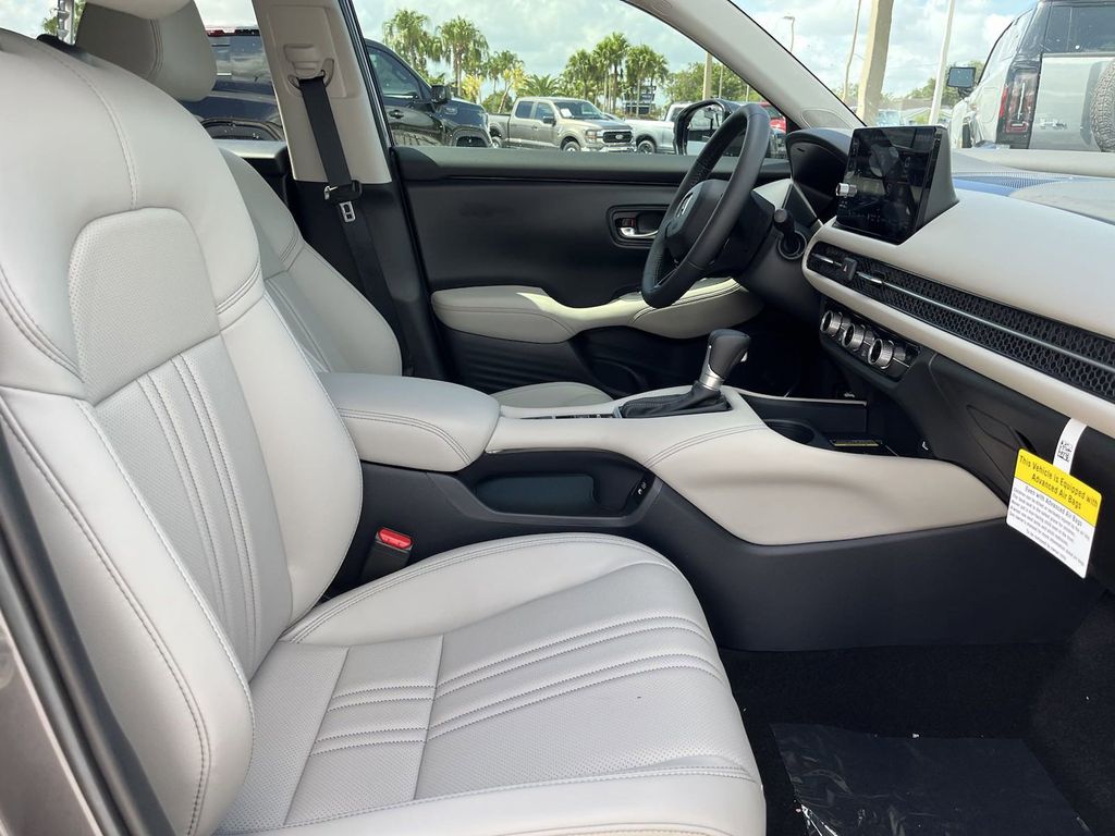 new 2025 Honda HR-V car, priced at $29,659
