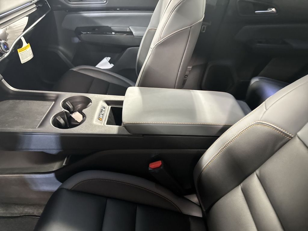 new 2025 Honda Prologue car, priced at $56,150