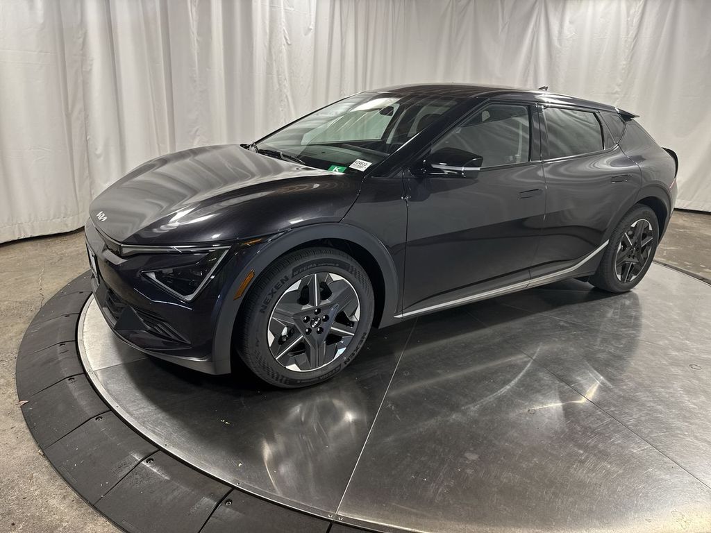 new 2025 Kia EV6 car, priced at $50,599