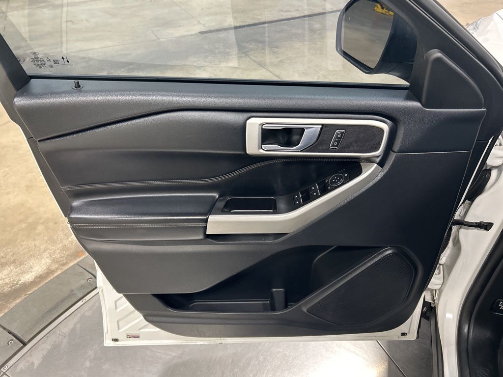 used 2022 Ford Explorer car, priced at $28,999