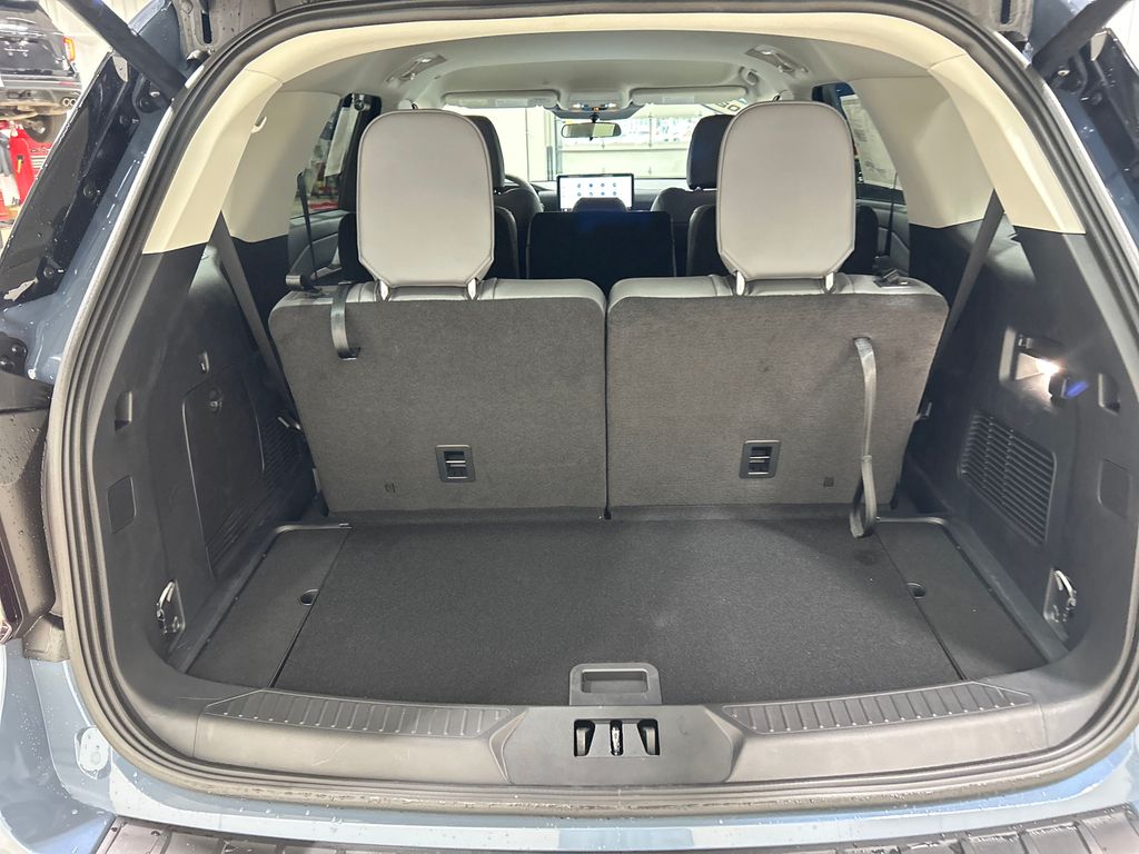 new 2025 Ford Explorer car, priced at $46,275