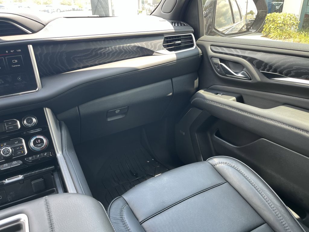 used 2022 GMC Yukon car, priced at $62,993