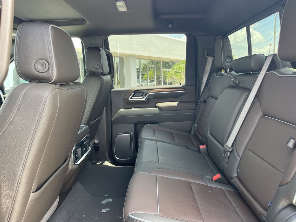 new 2025 GMC Sierra 2500HD car, priced at $89,460