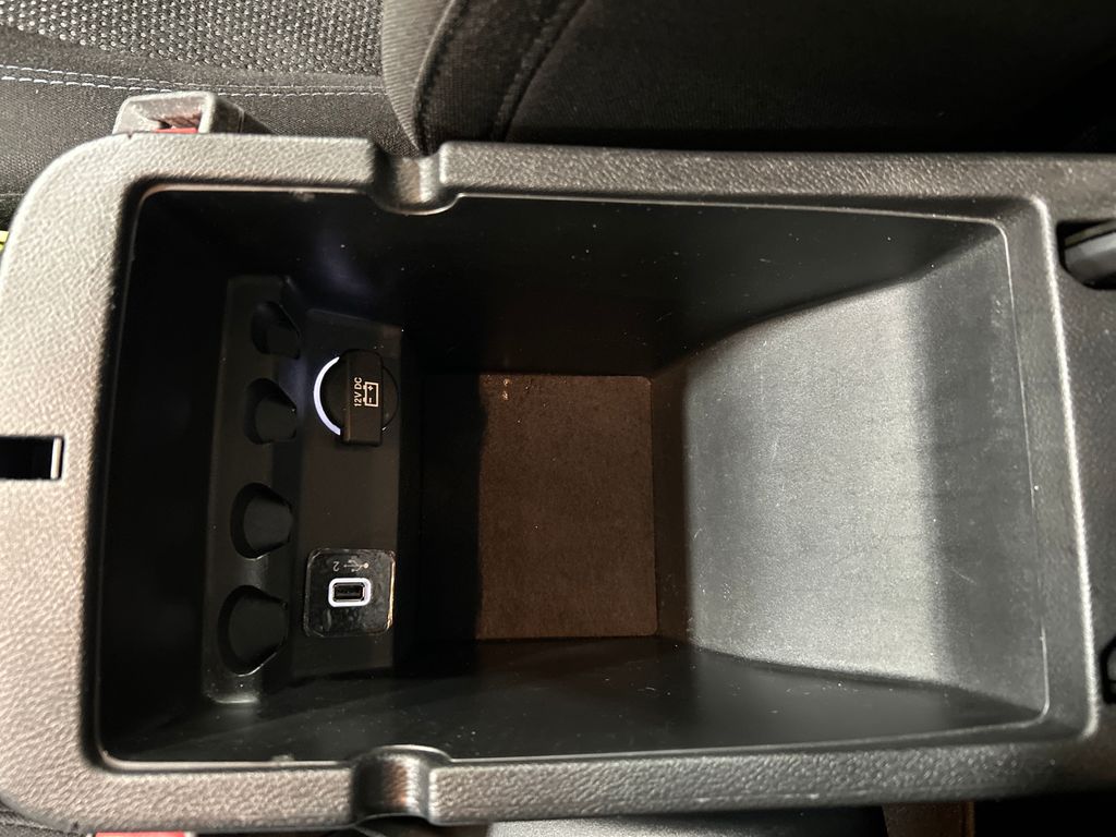 used 2019 Jeep Cherokee car, priced at $15,525