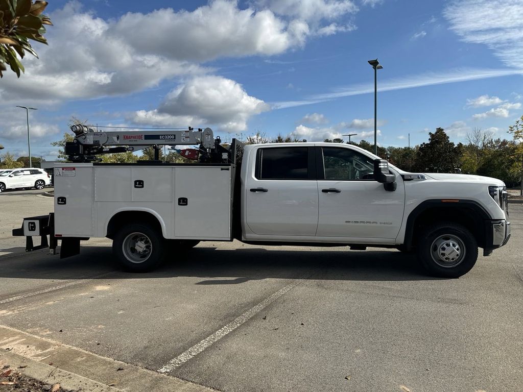 new 2024 GMC Sierra 3500HD car, priced at $47,753
