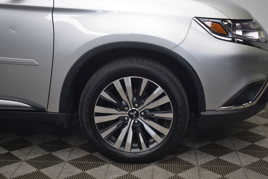 used 2019 Mitsubishi Outlander car, priced at $17,700