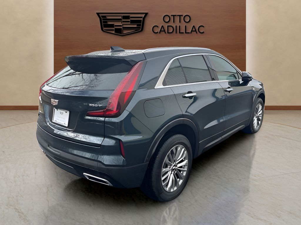 used 2024 Cadillac XT4 car, priced at $33,500